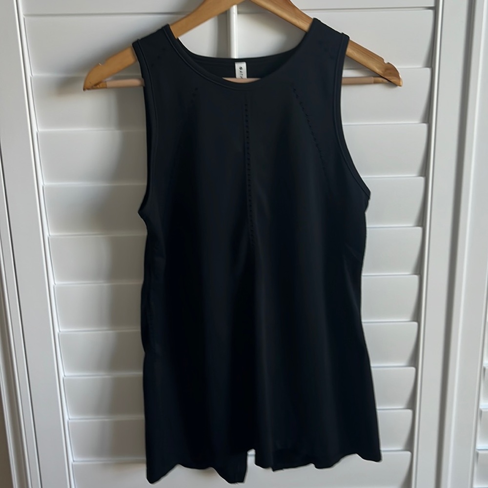 Athleta foothill tank